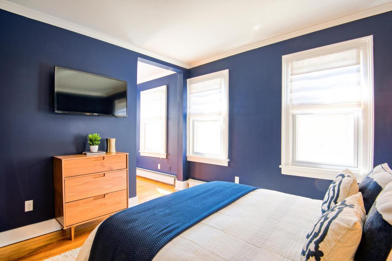 Nautical Nest Hudson Hotel Bagian luar foto
